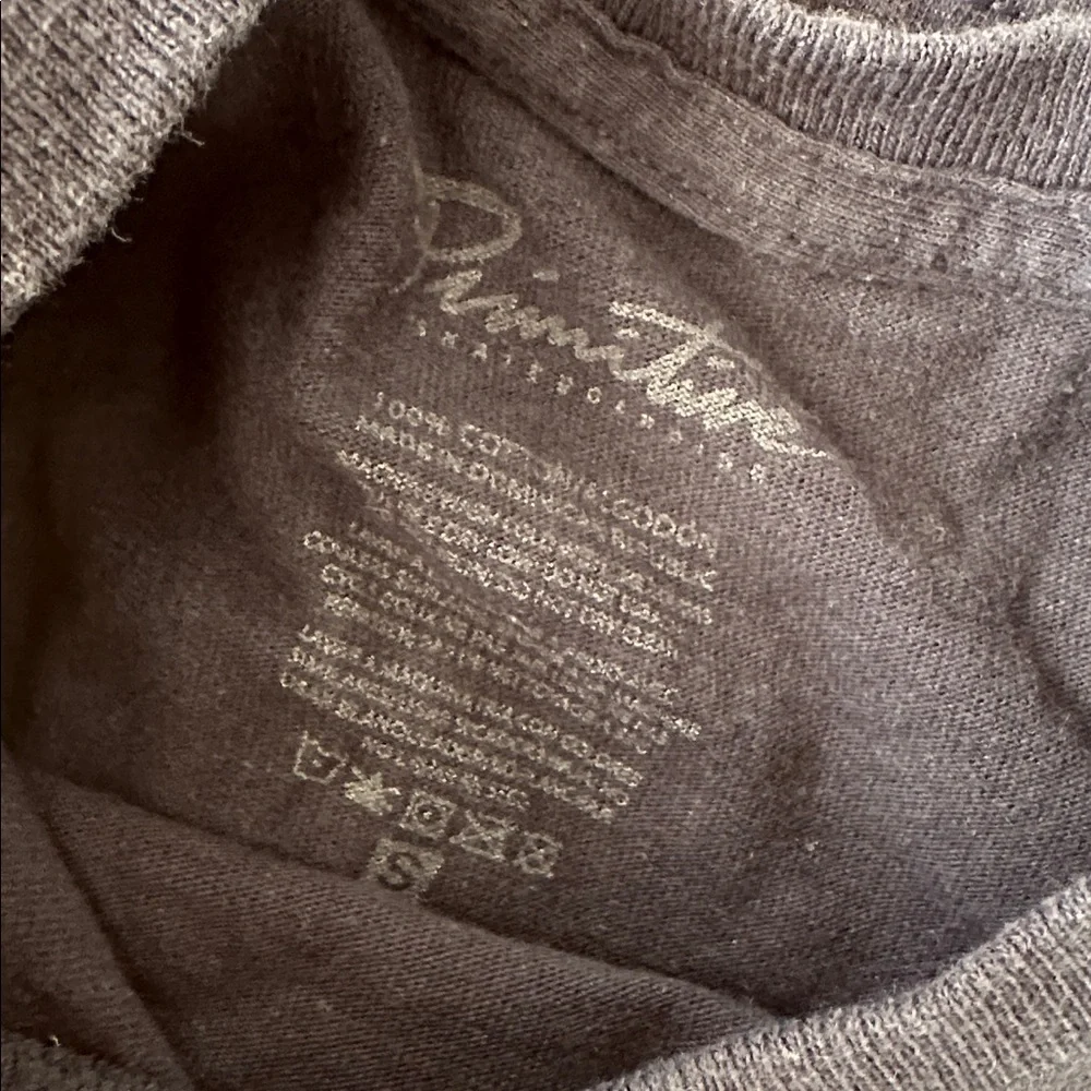 BUNDLE - 5 Shirts: Primitive Logo T-Shirt Collection - Picture 3 of 4